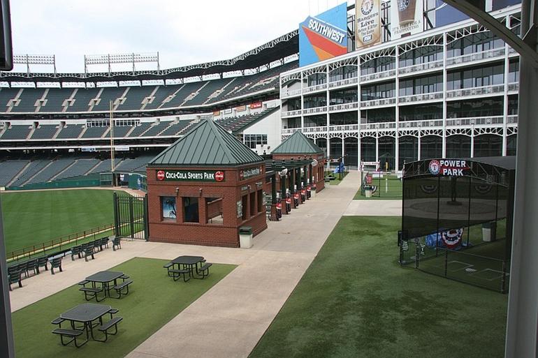 002_Baseball_Museum_Arlington