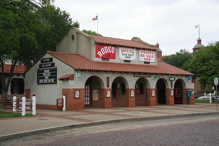 044_Stockyards_National